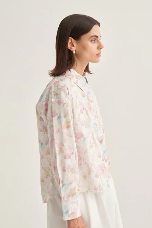 Ecru spring print oversized poplin cropped shirt