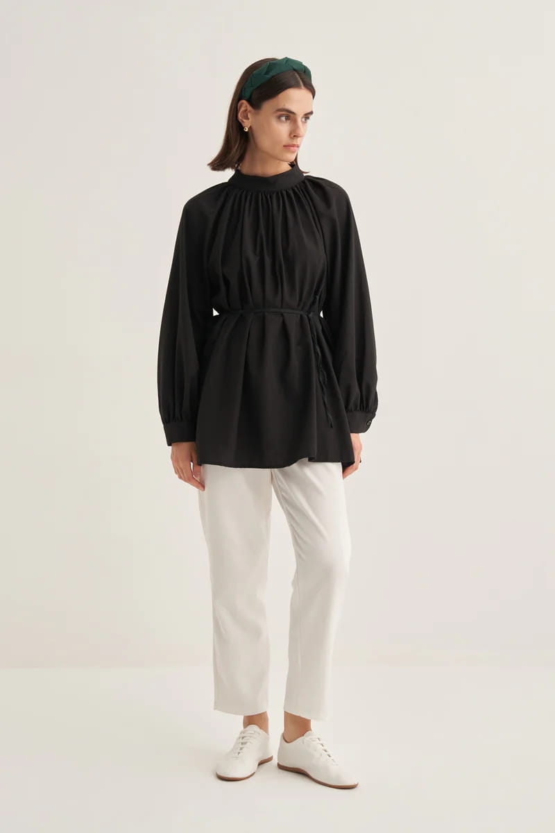 Black collared poplin blouse