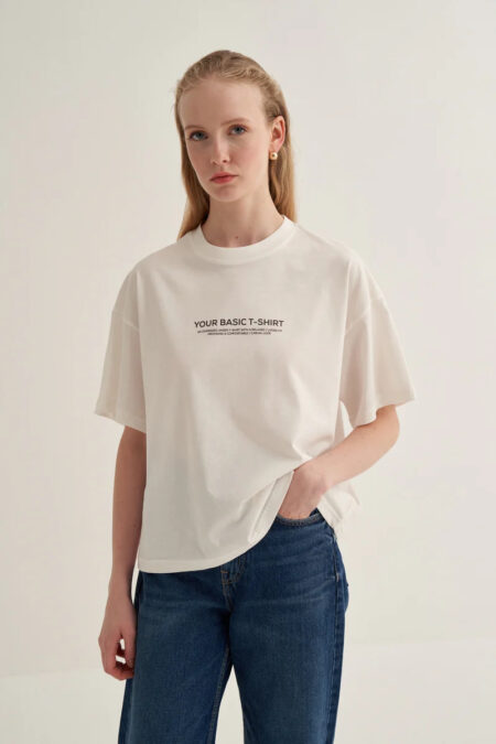 Ecru oversized text print t-shirt
