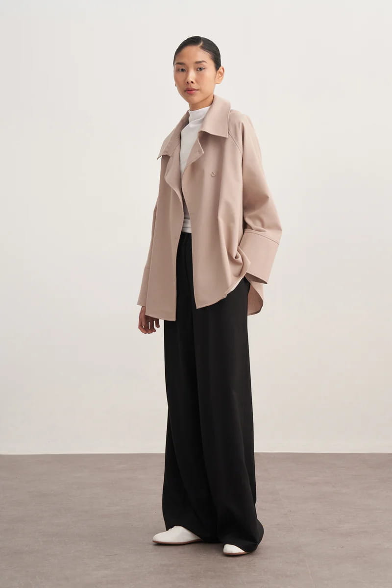 Beige double-breasted gabardine shirt