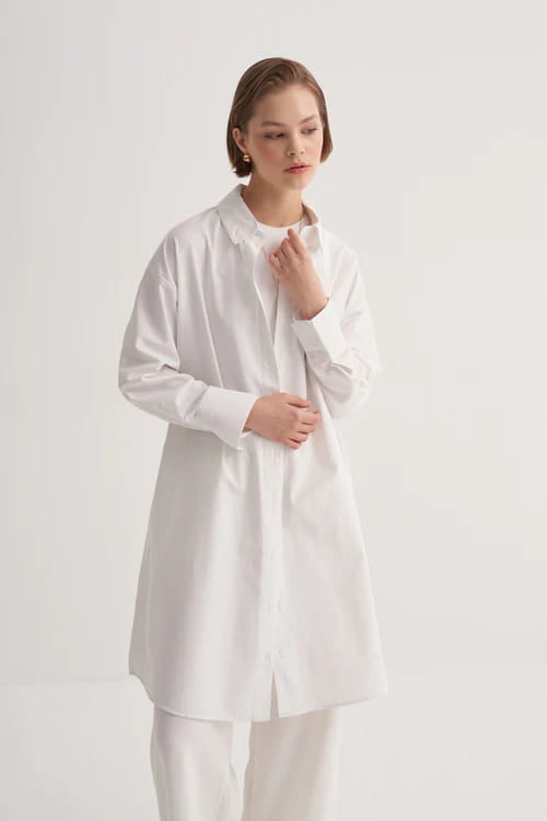 Ecru poplin basic long shirt