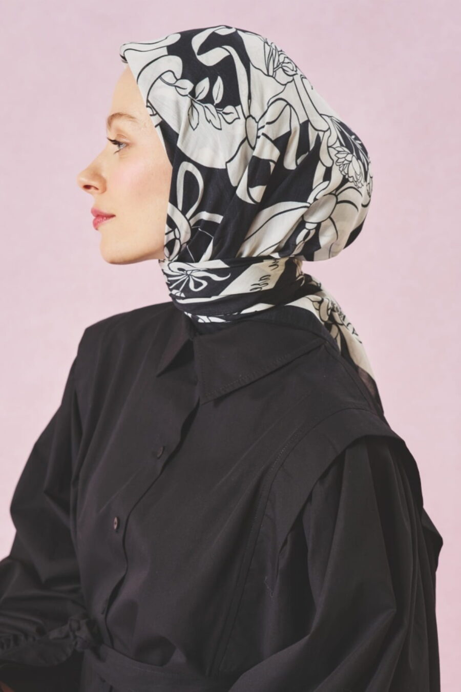 Black eternal love floss viscose scarf