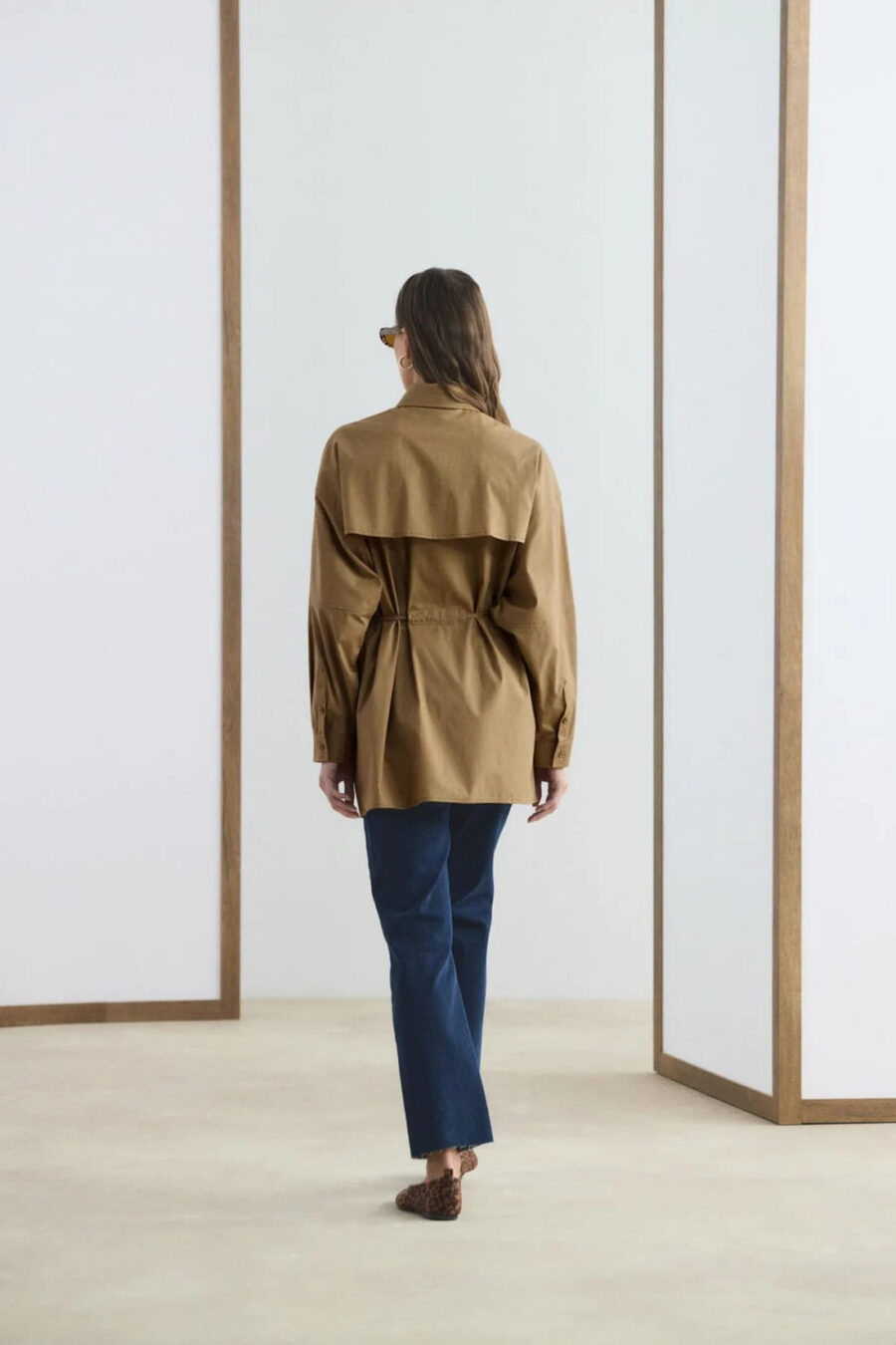 Camel pocketed piped belted oversize shirt