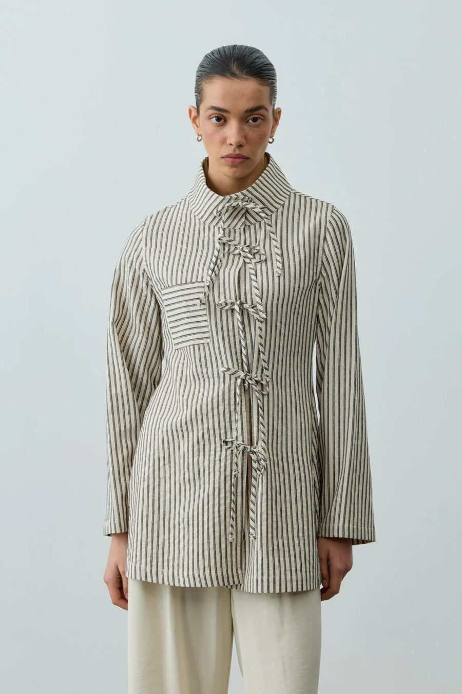 Natural striped tie-up shirt