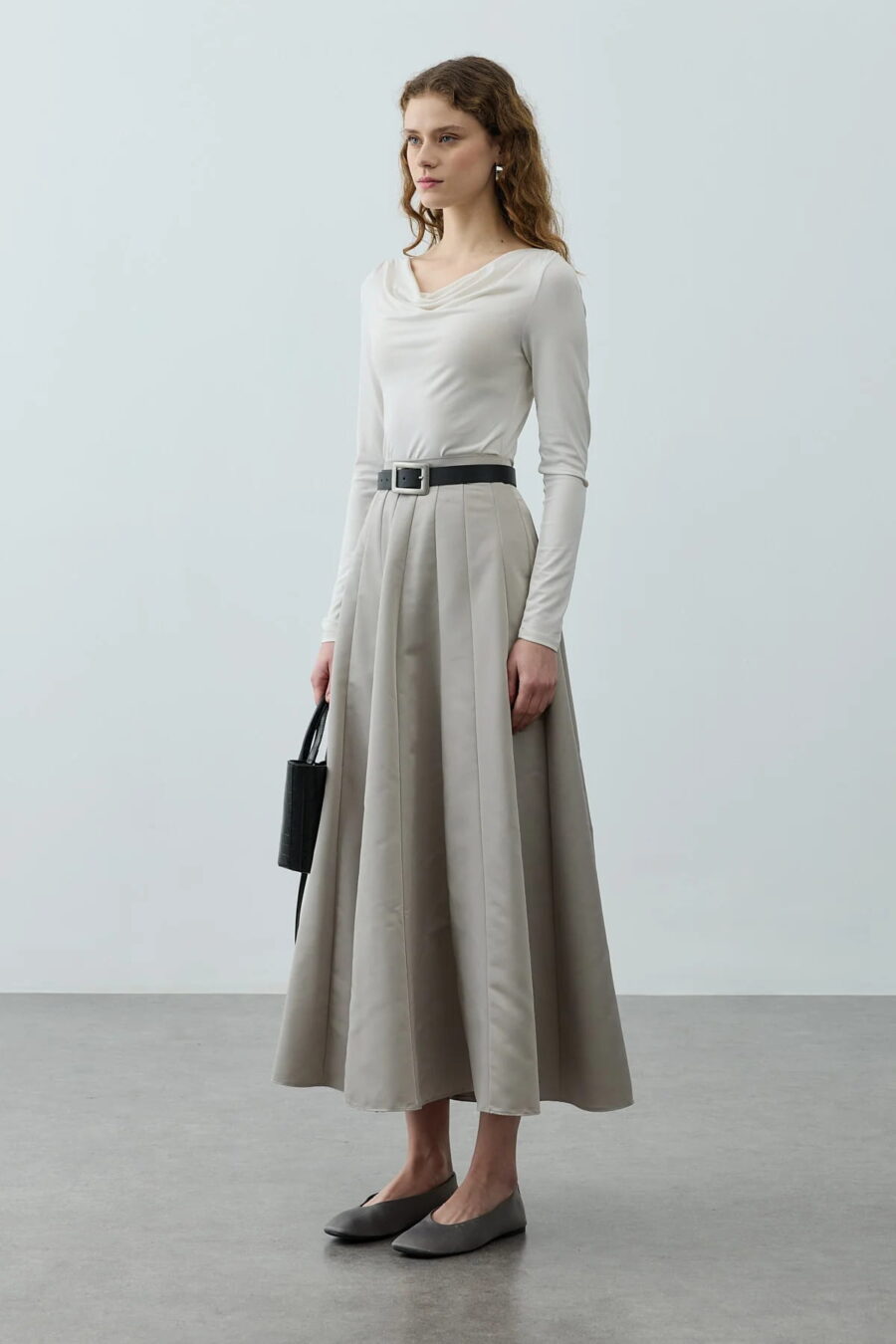 Gray multi-piece godet skirt
